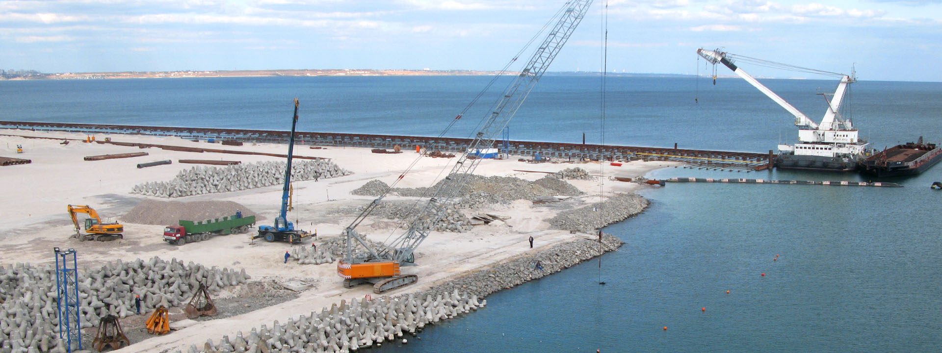GT Corporation marine construction project
